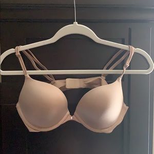 Victoria’s Secret Very Sexy Push-up 36B